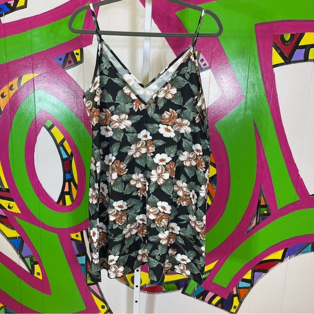 NWT SHEIN Vacay, Floral Silky Mini Dress Spaghetti Strap. Size Large - Picture 6 of 6